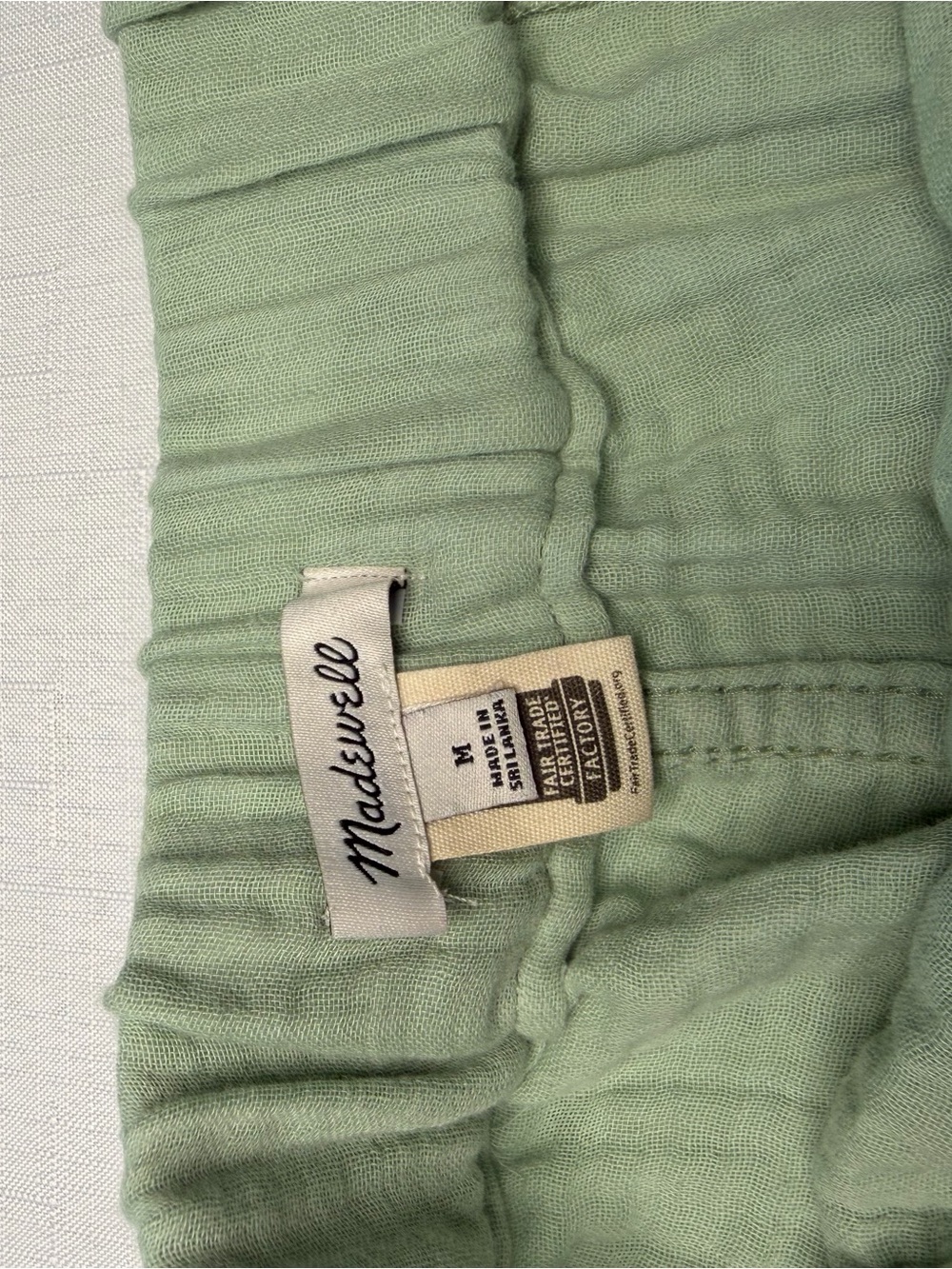 Madewell Light Olive High-Waist Relaxed Shorts size medium - Picture 2 of 4